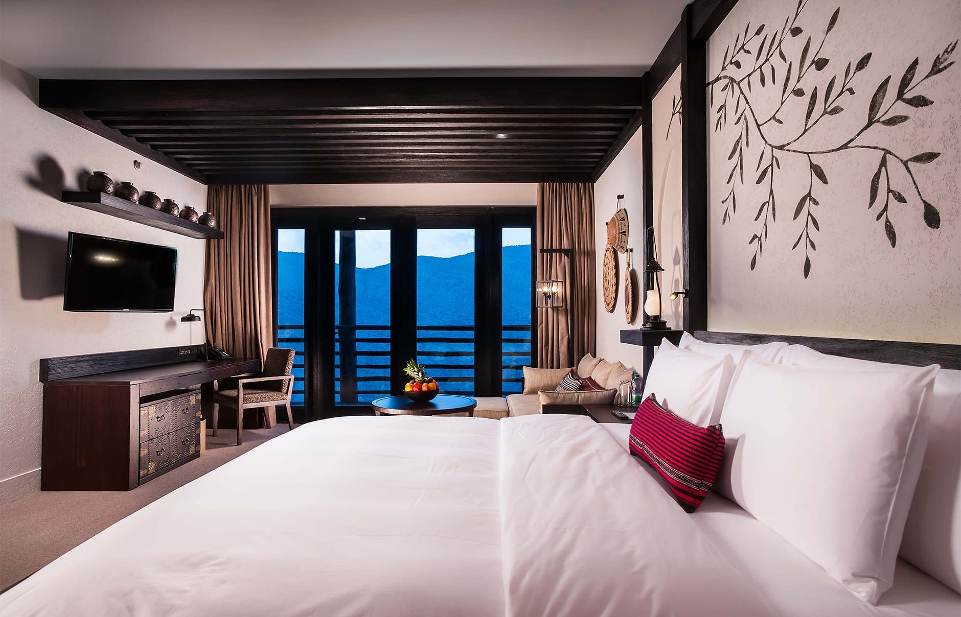 Horizon View Suite. Alila Jabal Akhdar, Nizwa, Oman. Hotel Review by TravelPlusStyle. Photo © Alila Hotels and Resorts Horizon View Suite