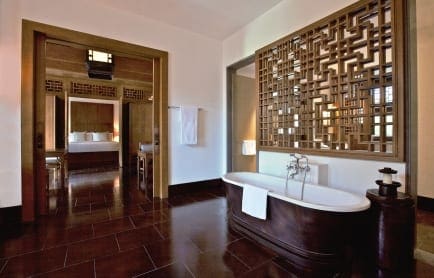 aman-summer-palace-china-suite-bathroom_original_16700