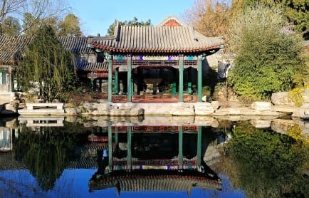 rs1340_aman-at-summer-palace-music-pavilion