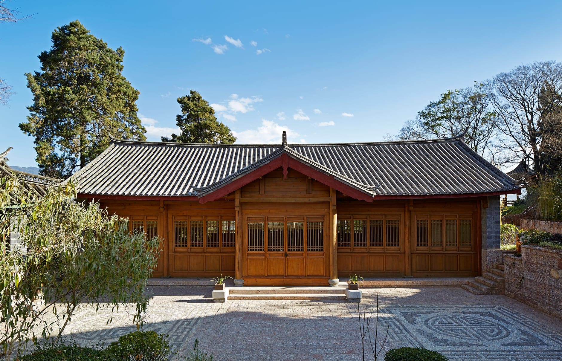 amandayan-china-tea-house-exterior_original_525