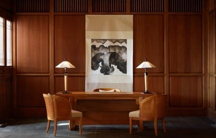 amandayan-china-reception-desk_original_552