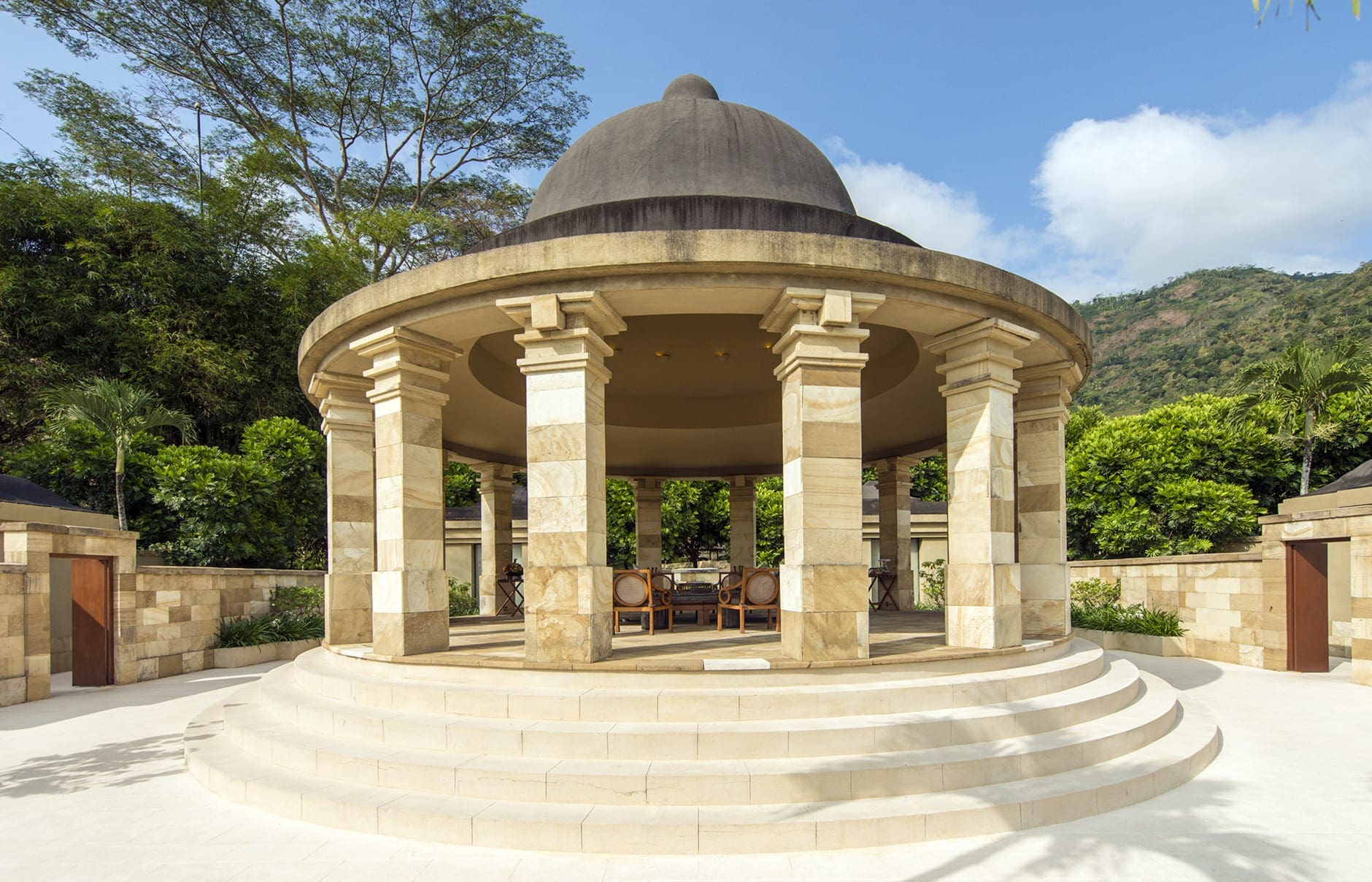 Dalem Jiwo Suite. Amanjiwo, Java, Indonesia. Luxury Hotel Review by TravelPlusStyle. Photo © Aman Resorts amanjiwo_2-4