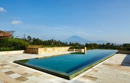 amanjiwo-indonesia-dalem-jiwo-suite-pool-view_high-res_11191