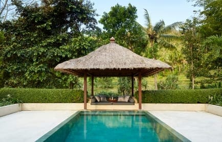 amanjiwo-indonesia-garden-suite-pool_high-res_11210