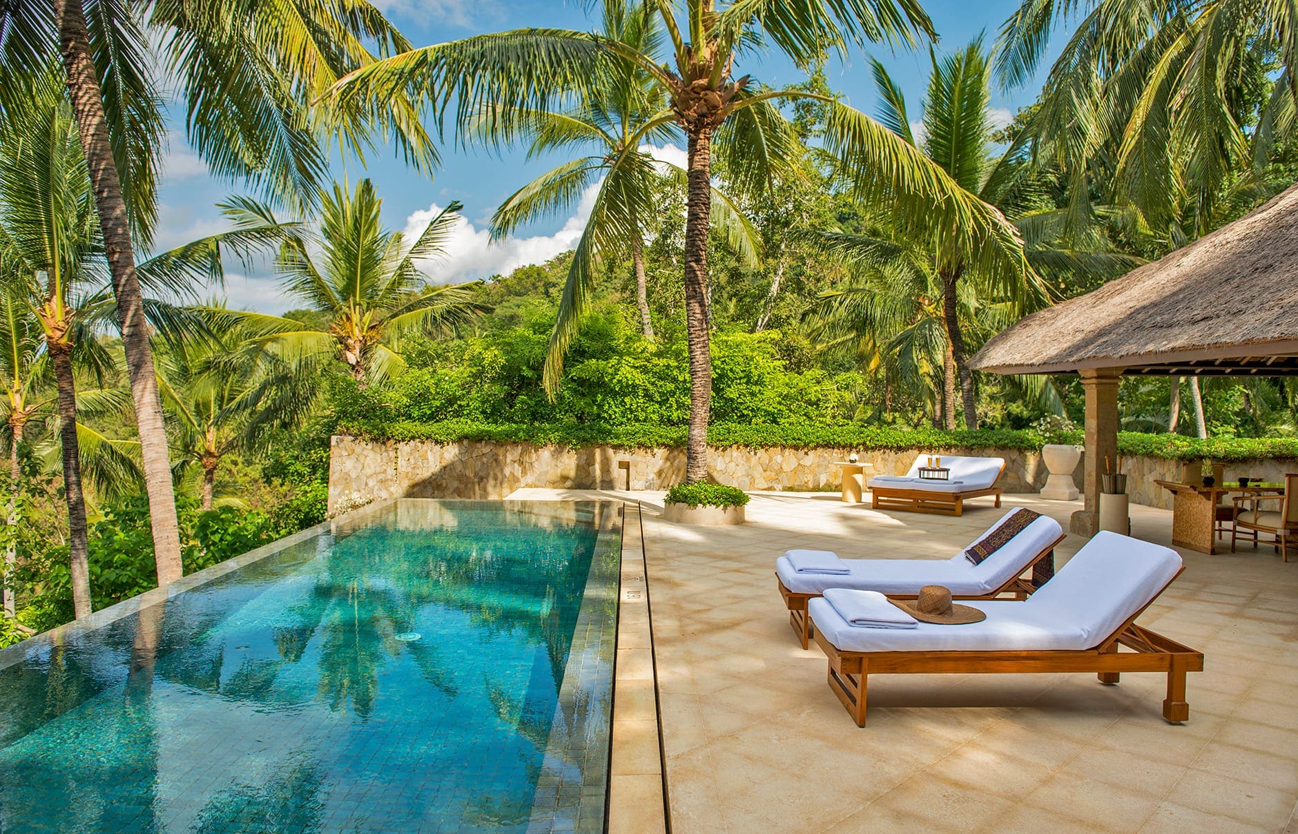 amankila-indonesia-kilasari-suite_original_1475