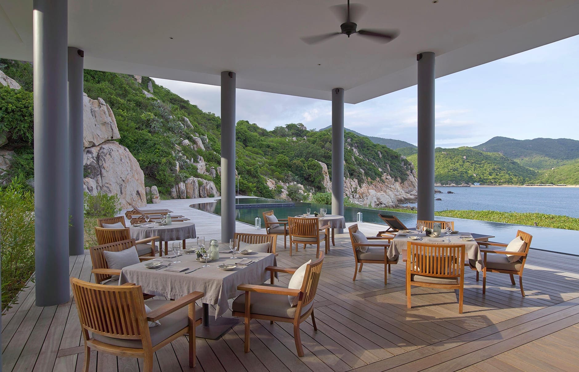 Amanoi Resort, Nha Trang, Vietnam. Luxury Hotel Review by TravelPlusStyle. Photo © Aman Resorts rs866_amanoi-beach-club_dining-area