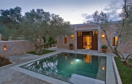 amanruya-turkey-courtyard-pool_original_9582