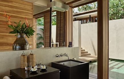 amanwella-sri-lanka-suite-bathoom-tif_28412