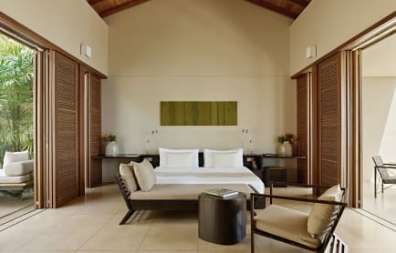 amanwella-sri-lanka-suite-bedroom-04-tif_28401