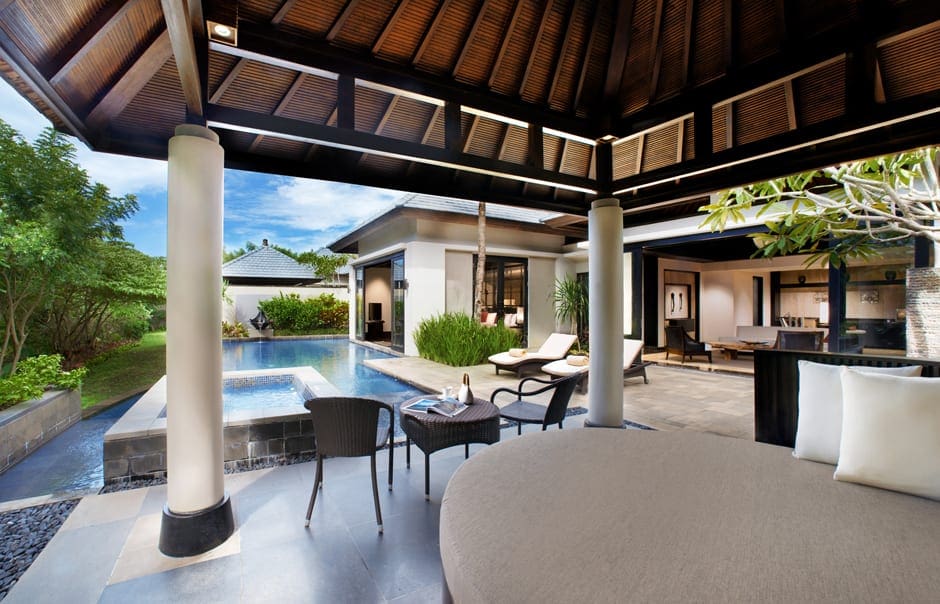 53116011-h1-btidug_sn0313_groom_pvgv-pool