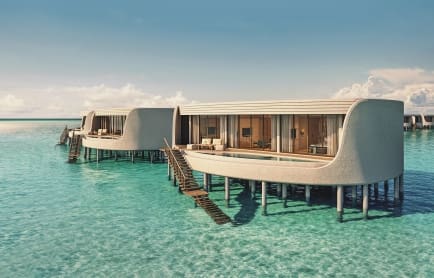 08-cglm-Grand-Two-Bedroom-Overwater-Villa-8-scaled