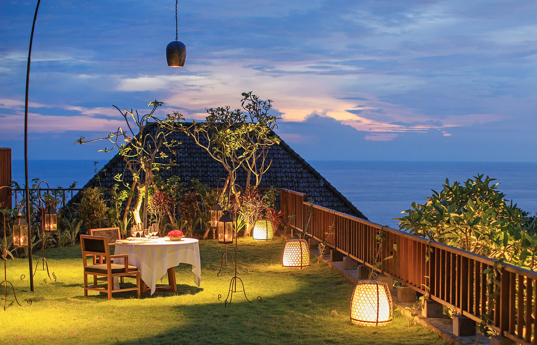 Bulgari Resort Bali, Uluwatu, Indonesia. Luxury Hotel Review by TravelPlusStyle. Photo © Bulgari Hotels & Resorts la-terrazza-2