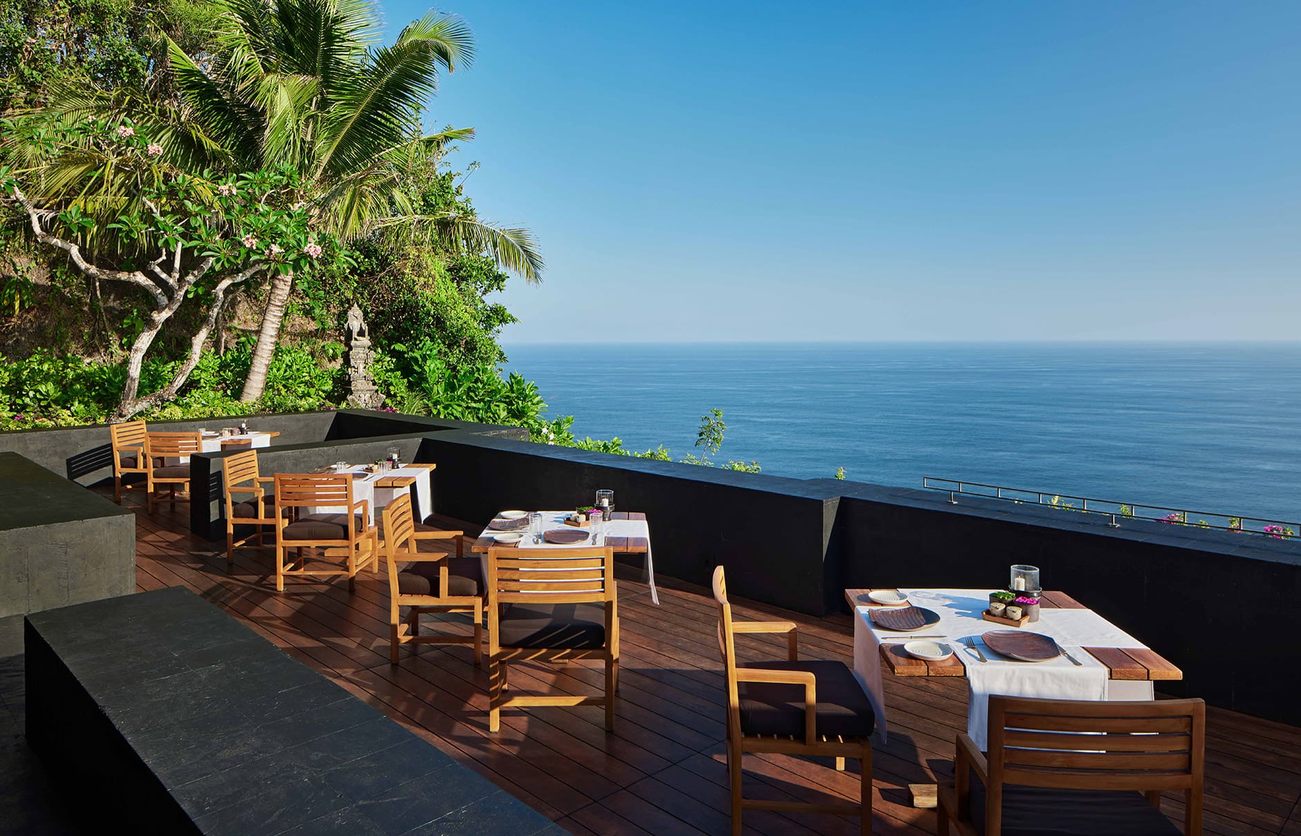 Bulgari Resort Bali, Uluwatu, Indonesia. Luxury Hotel Review by TravelPlusStyle. Photo © Bulgari Hotels & Resorts sangkar-restaurant_2