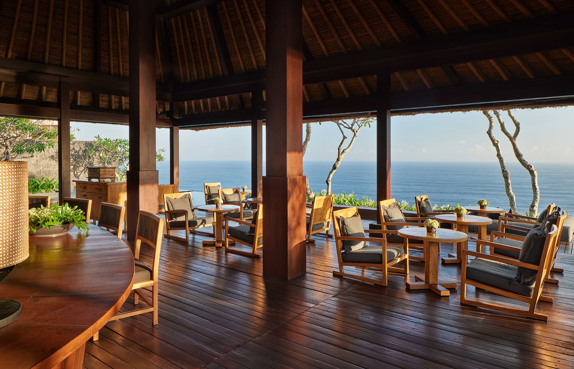 Bulgari Resort Bali, Uluwatu, Indonesia. Luxury Hotel Review by TravelPlusStyle. Photo © Bulgari Hotels & Resorts the-bvlgari-bar_4
