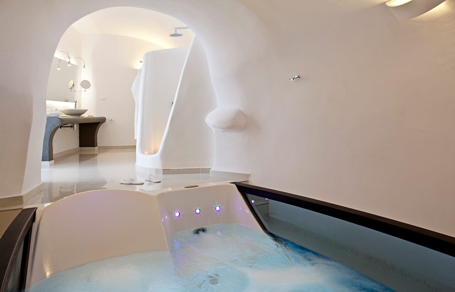 69130273-h1-superior_suite__2