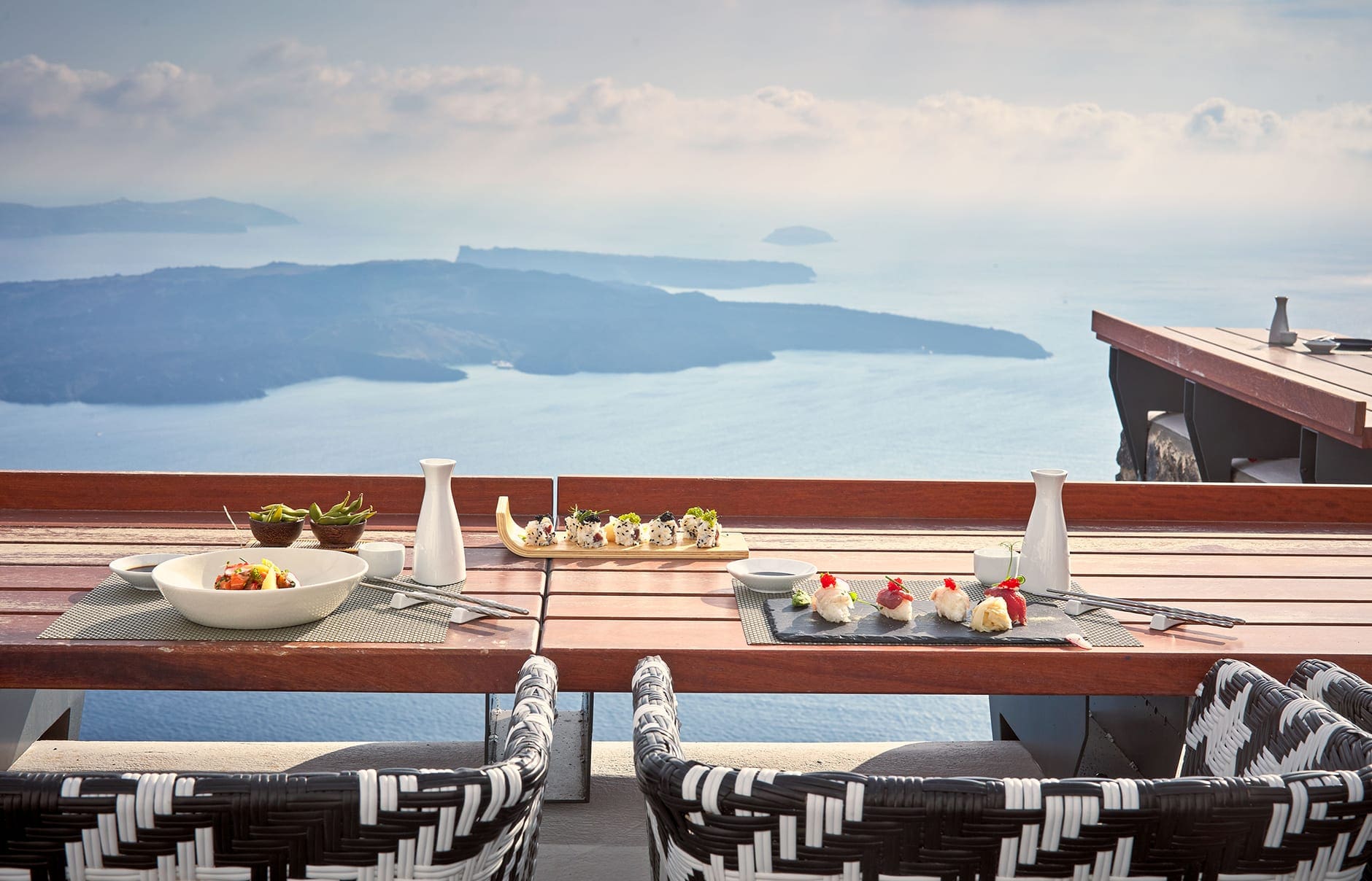 88485899-h1-sushi_bar_19