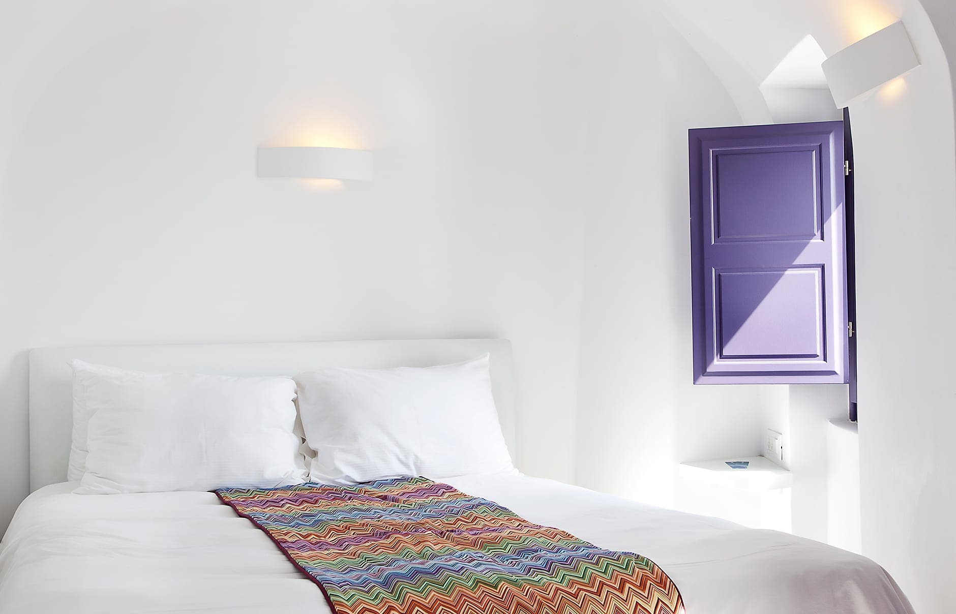 Chromata Up Style Hotel, Santorini. © Katikies