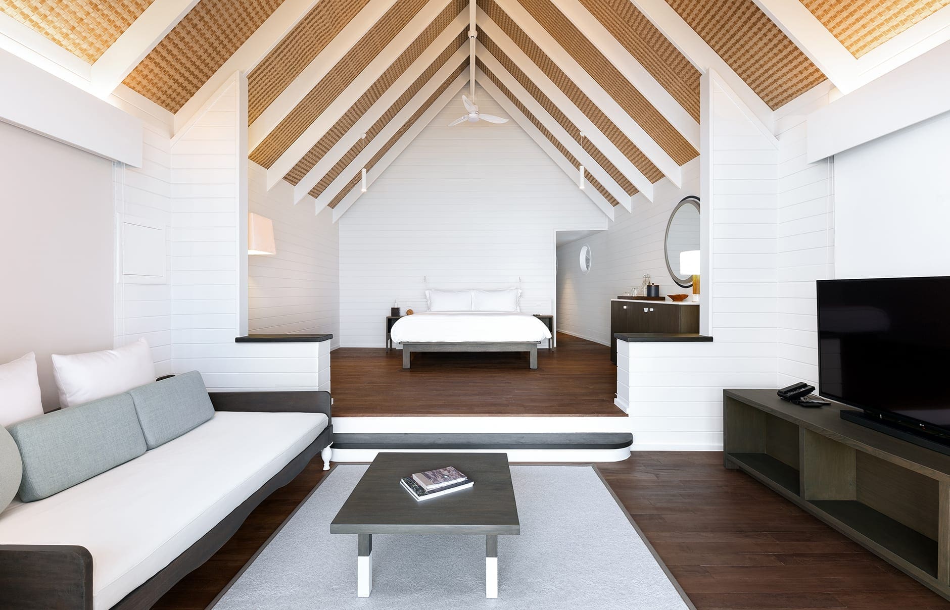 dhoni_water_villa_looking_in