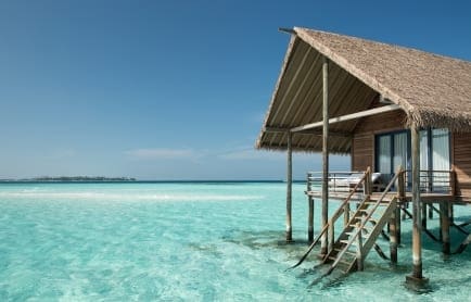 como_water_villa_exterior_2