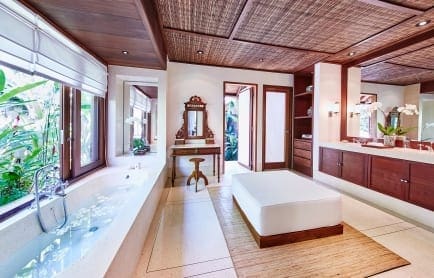 67677104-h1-pita_linggar_-_master_bedroom_bathroom_2