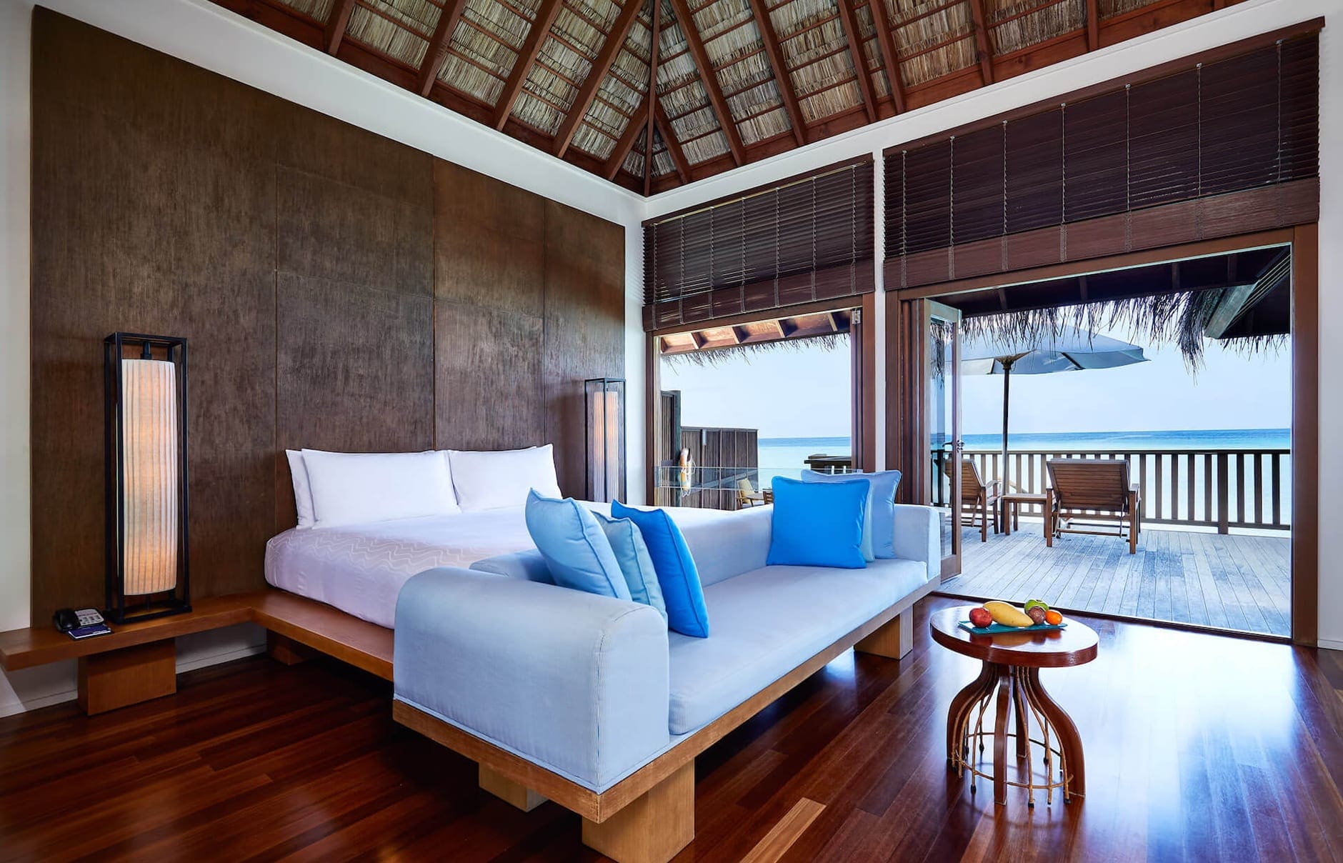 conrad-maldives-rangali-island_villas_retreat-water-villa-bedroom_-credit-justin-nicholas-hi-res