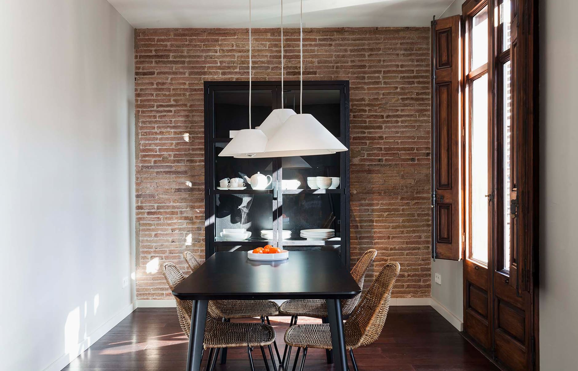 Destination BCN, Barcelona, Spain • TravelPlusStyle.com finn12-310118_0141