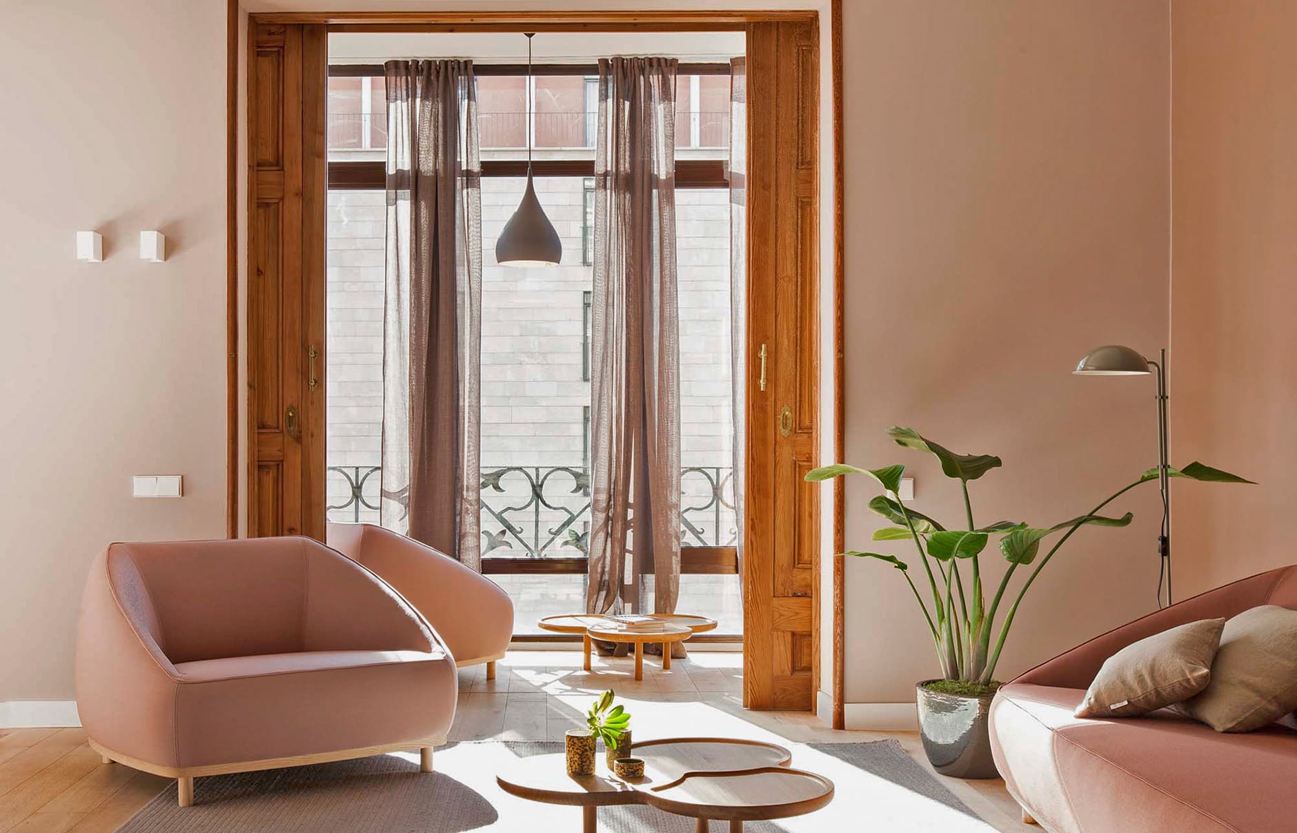 Destination BCN, Barcelona, Spain • TravelPlusStyle.com sumo-3