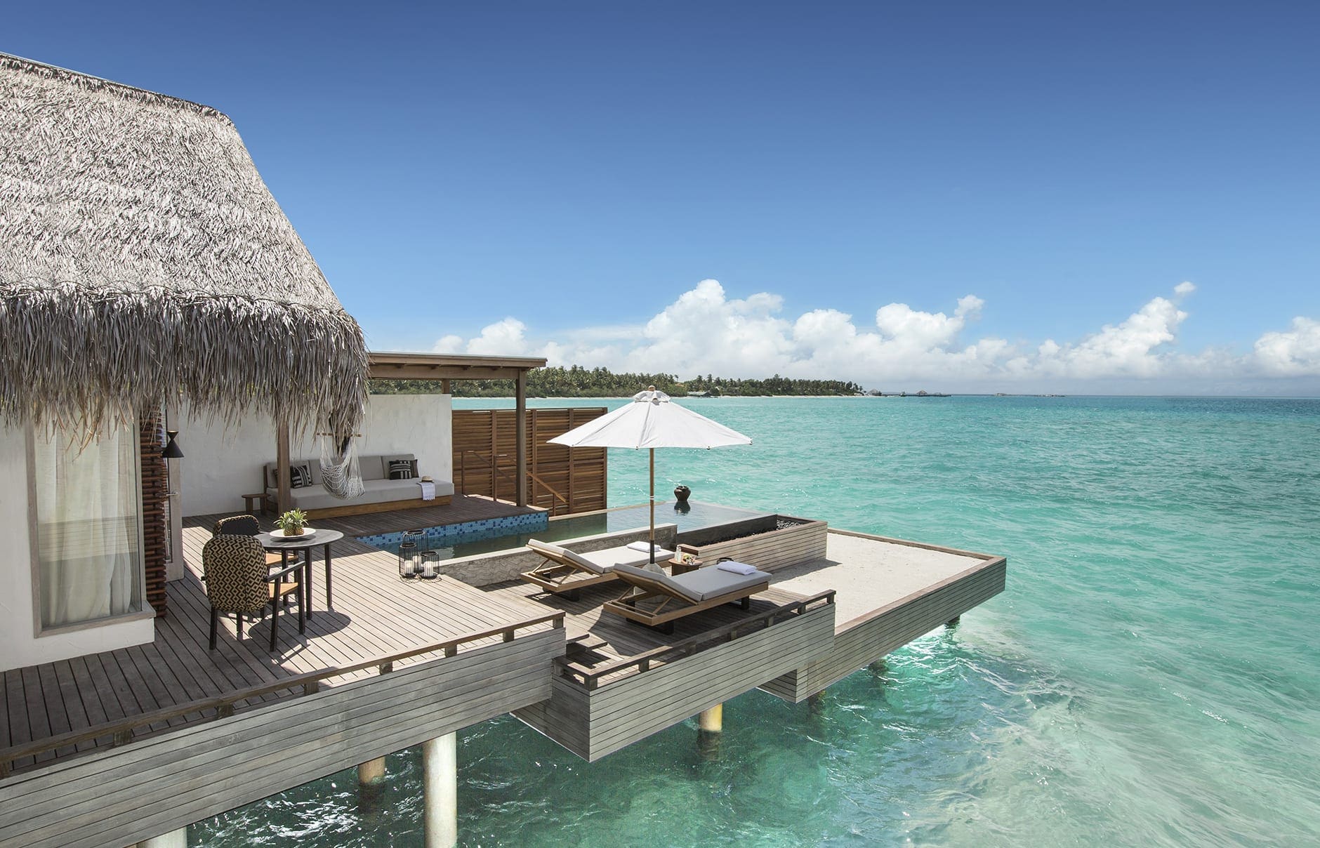 grand-water-sunset-villa-pool-deck-3