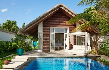 deluxe-beach-sunrise-villa-exterior-day-1_0