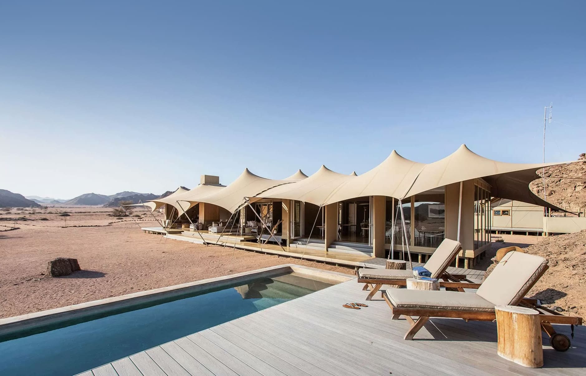 Hoanib Skeleton Coast Camp, Namibia. TravelPlusStyle.com hoanib-skeleton-coast-camp-zwembad