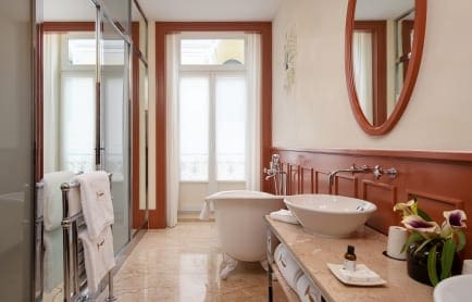 114263104-h1-suite_306-5