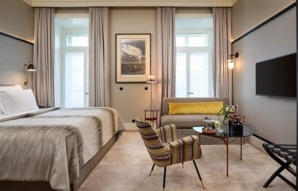 114264191-h1-quarto_120-1