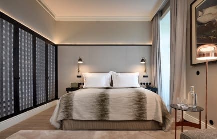 114264215-h1-quarto_120-2