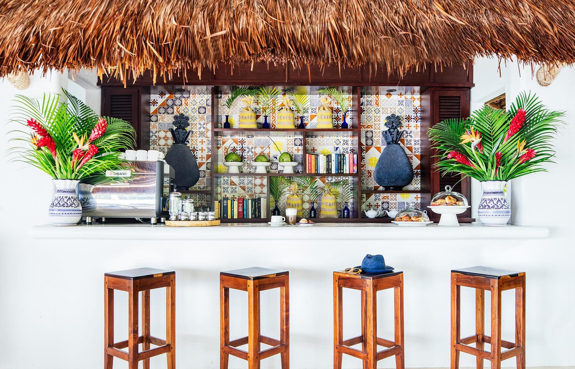 780_1102_2019-04-24t12-29-10_he_01_coffee_bar_digital