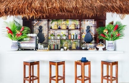 780_1102_2019-04-24t12-29-10_he_01_coffee_bar_digital