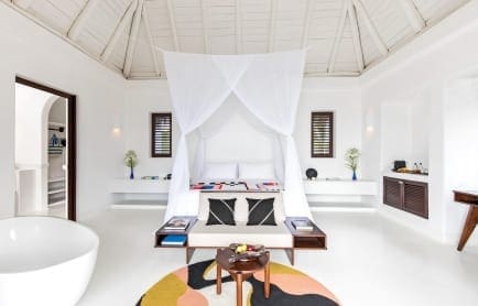 780_1102_2019-07-24t15-57-13_he_03_beach_suite