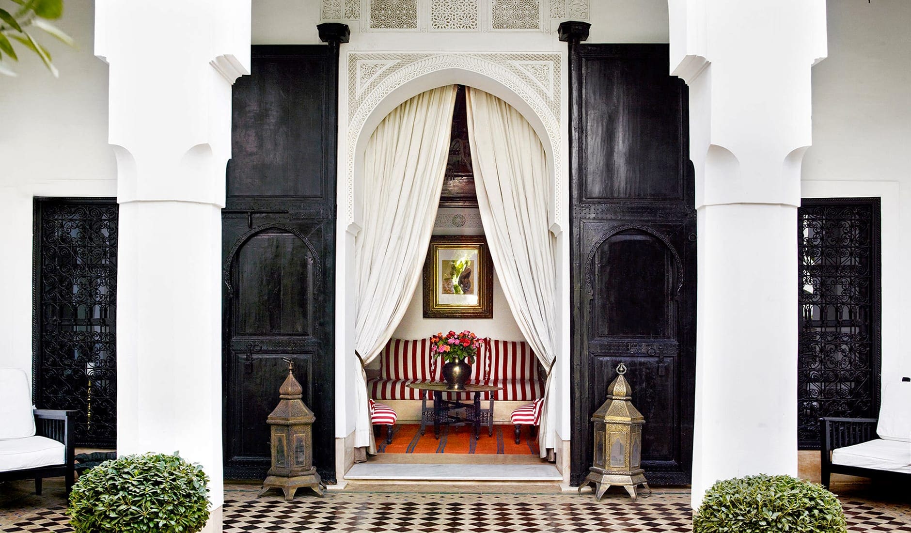 entrance-lhotelmarrakech-morocco-crhotel