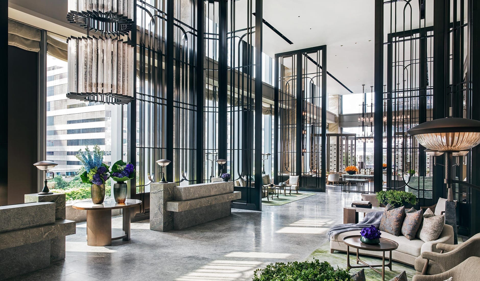 hkgxr-lobby-8954-hor-clsc