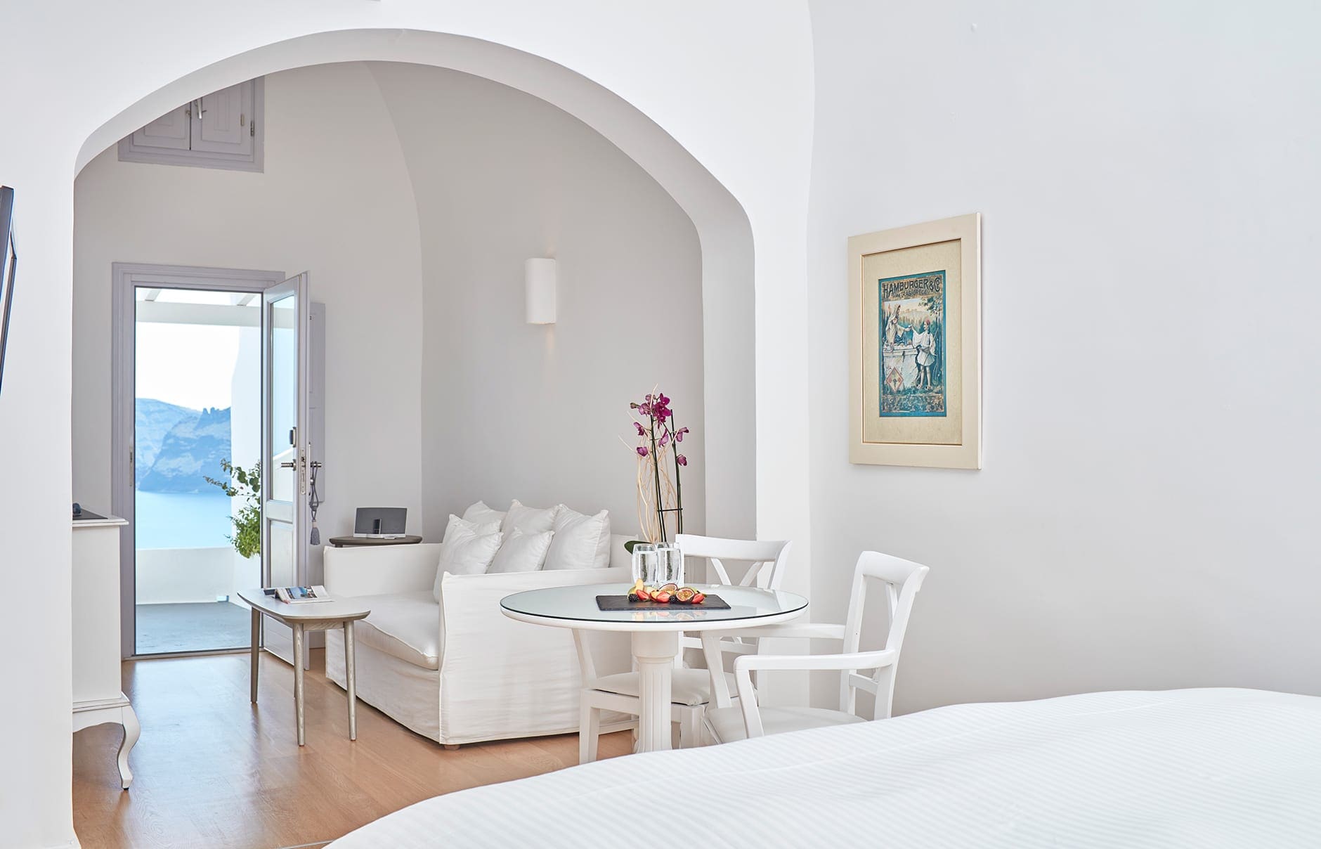katikies-santorini-accommodation-hnm-1