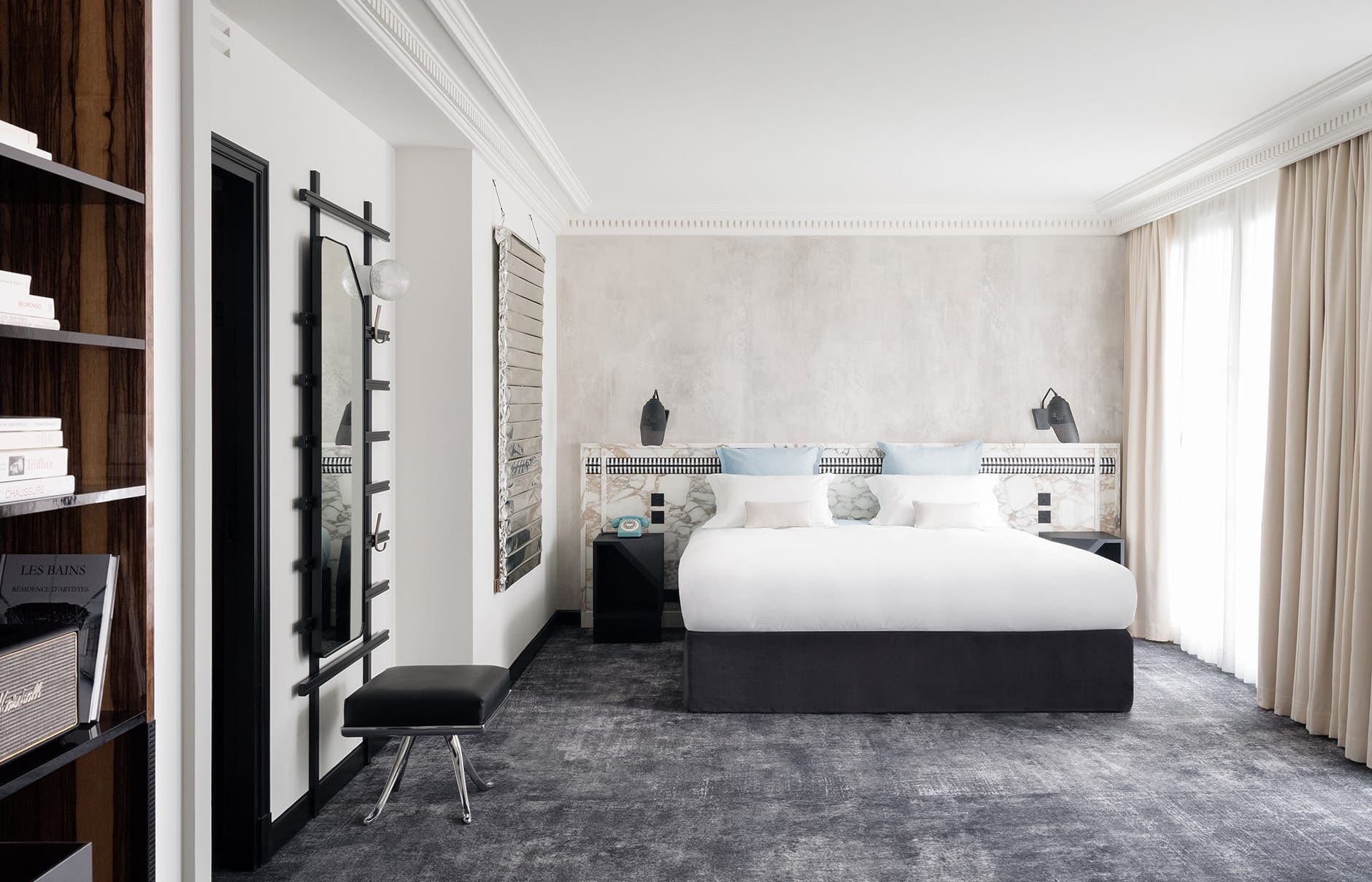 les-bains-junior-suite-r-2