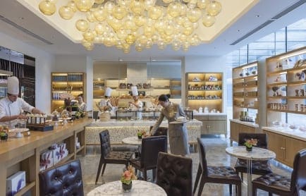 shanghai-fine-dining-cake-shop