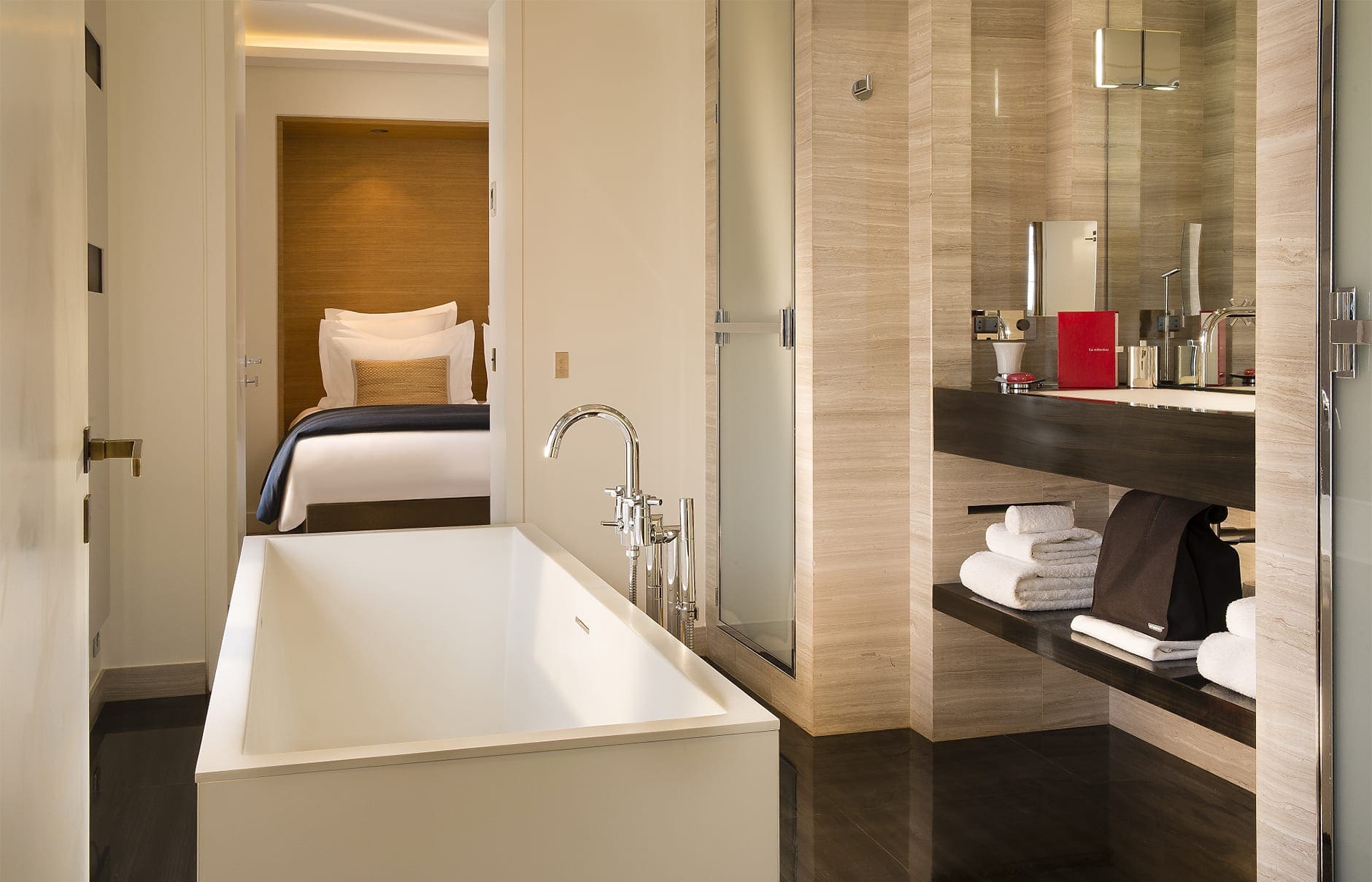 stef_bathroom_-_christophe_bielsa