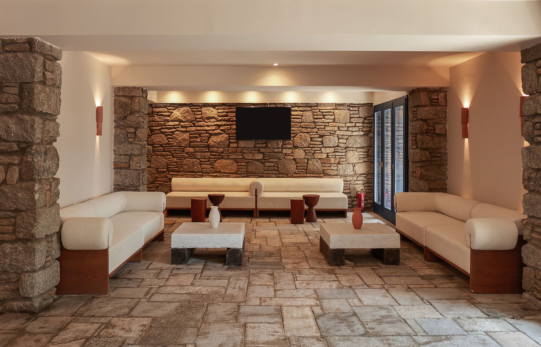 g-02-mykonos-theoxenia