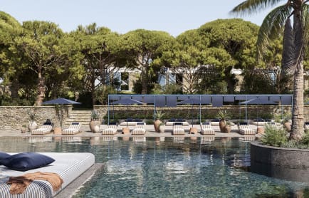 111-mykonos-theoxenia_main-pool