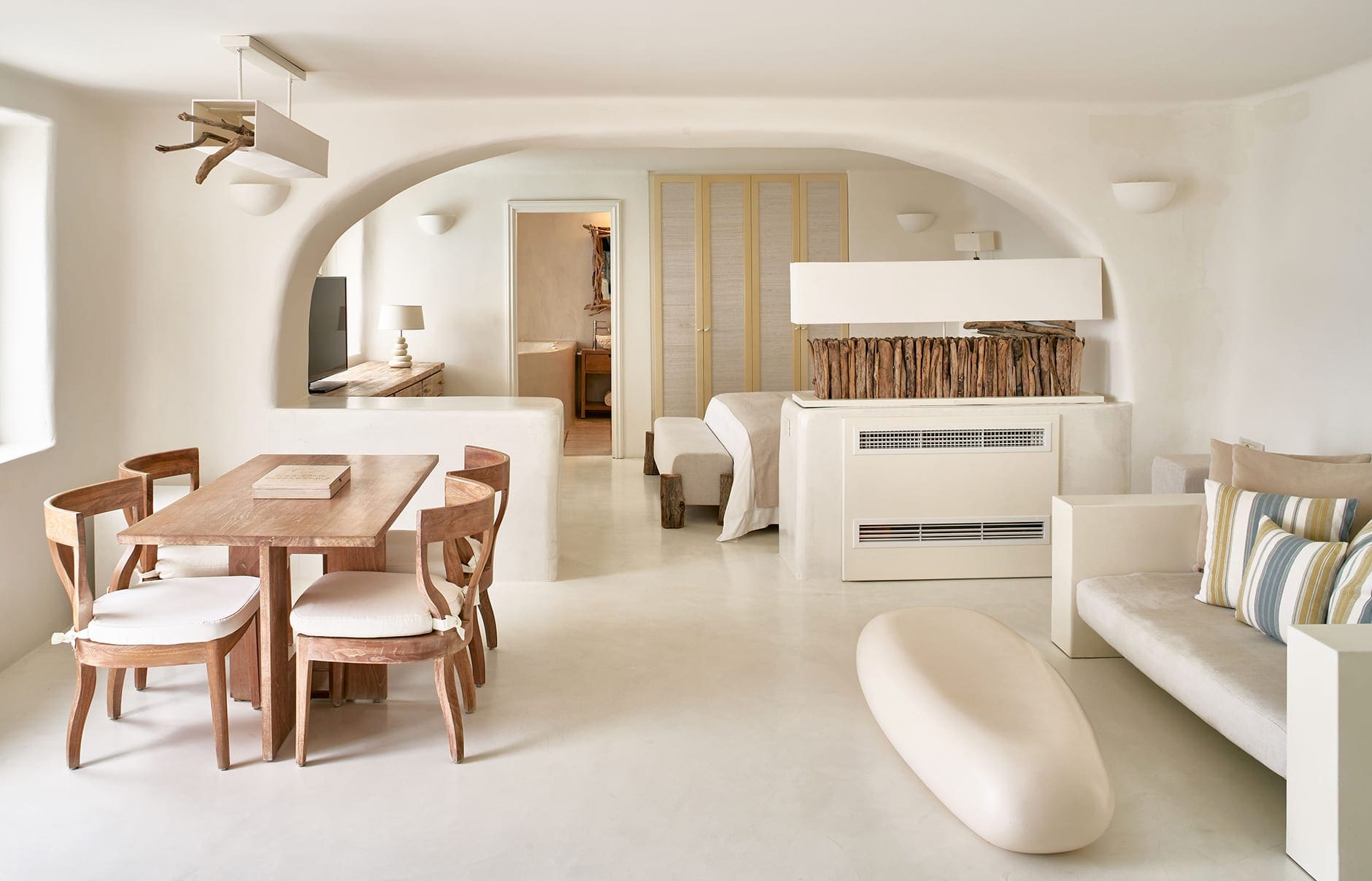 Mystique, Santorini, Greece. Hotel Review by TravelPlusStyle. Photo © Marriott International hi_jtrml_103746962_jtrml-secrecy-villa-4465-hor-clsc