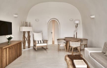 103746933-h1-jtrml-holistic-villa-4474-hor-clsc