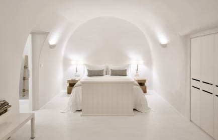 117130406-h1-jtrml-king-suite-4798-hor-clsc