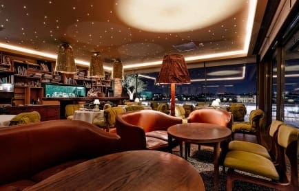 athnd-lounge-8645-hor-clsc