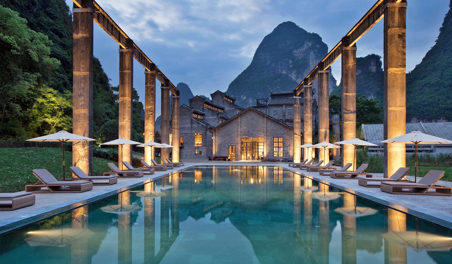 alila-yangshuo-pool-evening