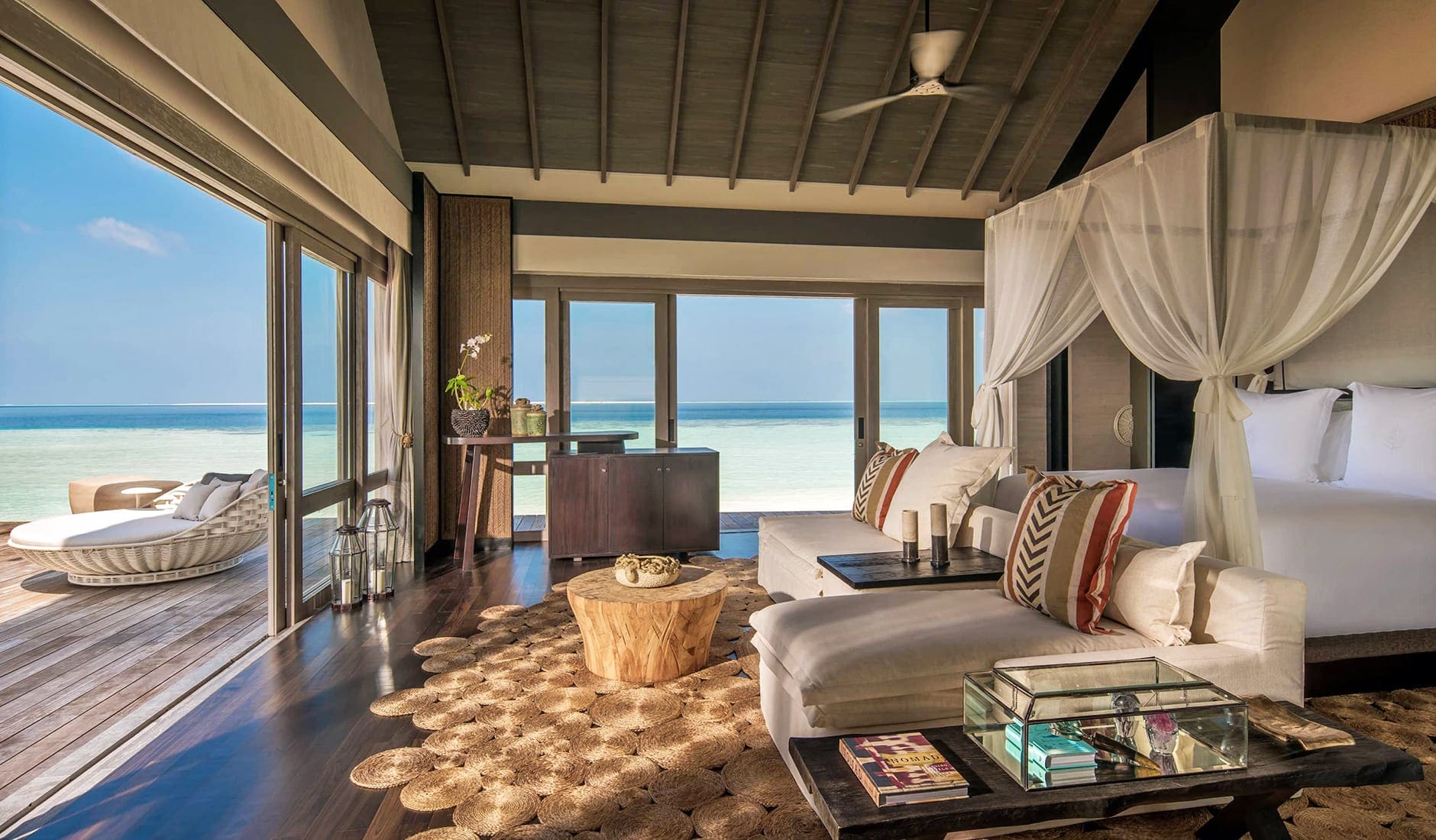 four-seasons-private-island-maldives-at-voavah-mpi_058_original